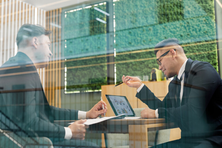 dorton Why Manufacturers Are Turning to Fractional CFOs 